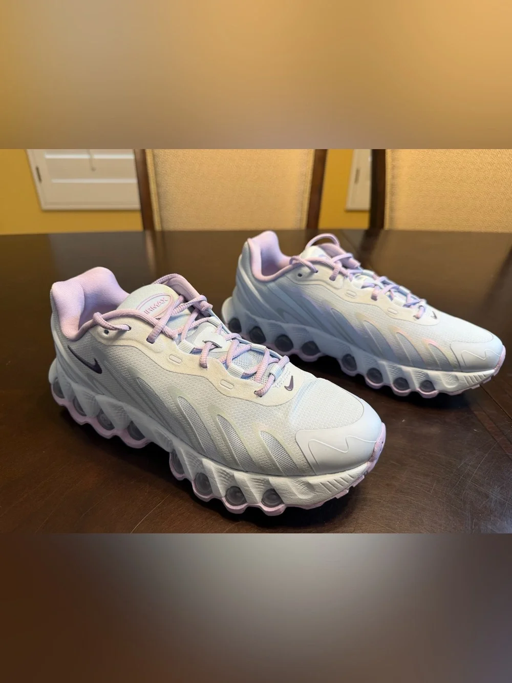 New Nike Air Max DN8 Blue Lilac Sneaker Shoes Size US 6.5Y